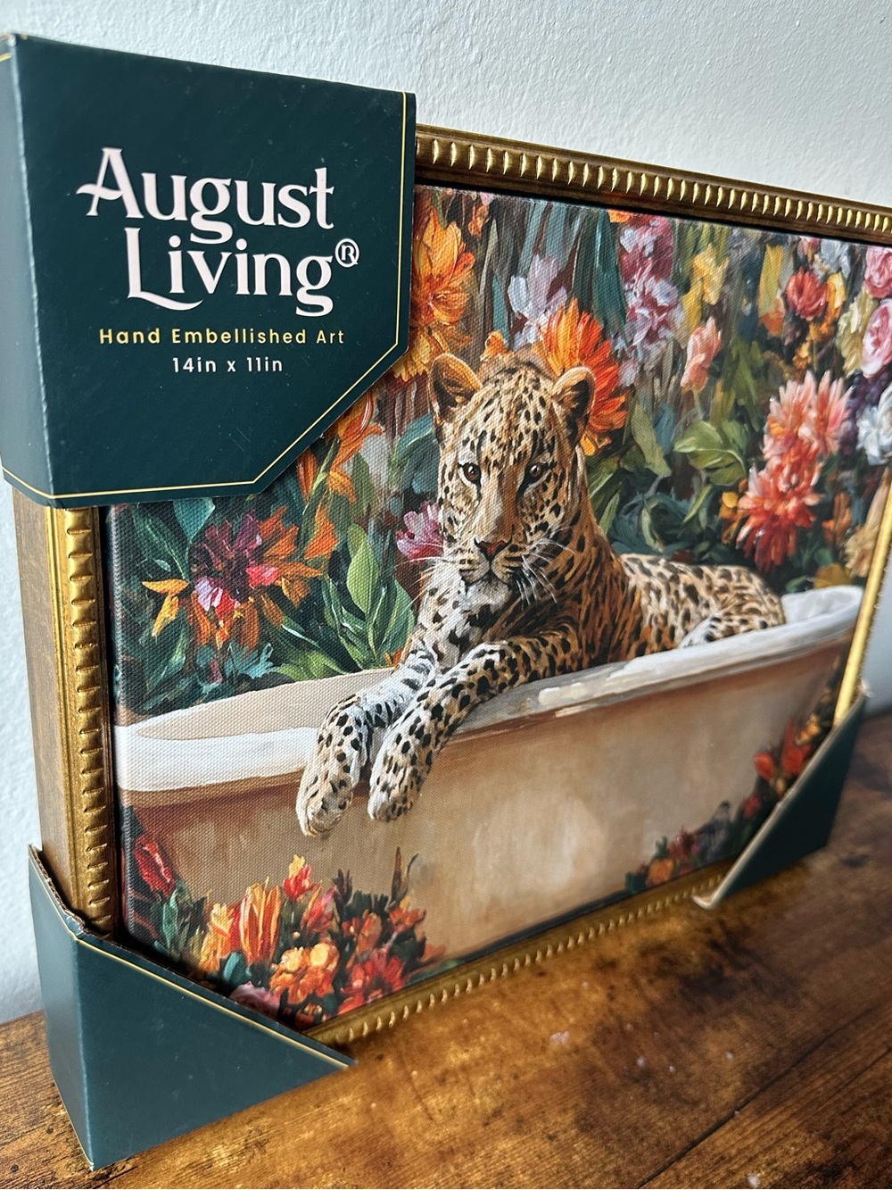 Leopard in Bathtub with Floral Background Wall Art Decor Gold Studded Frame NWT - Picture 3 of 4